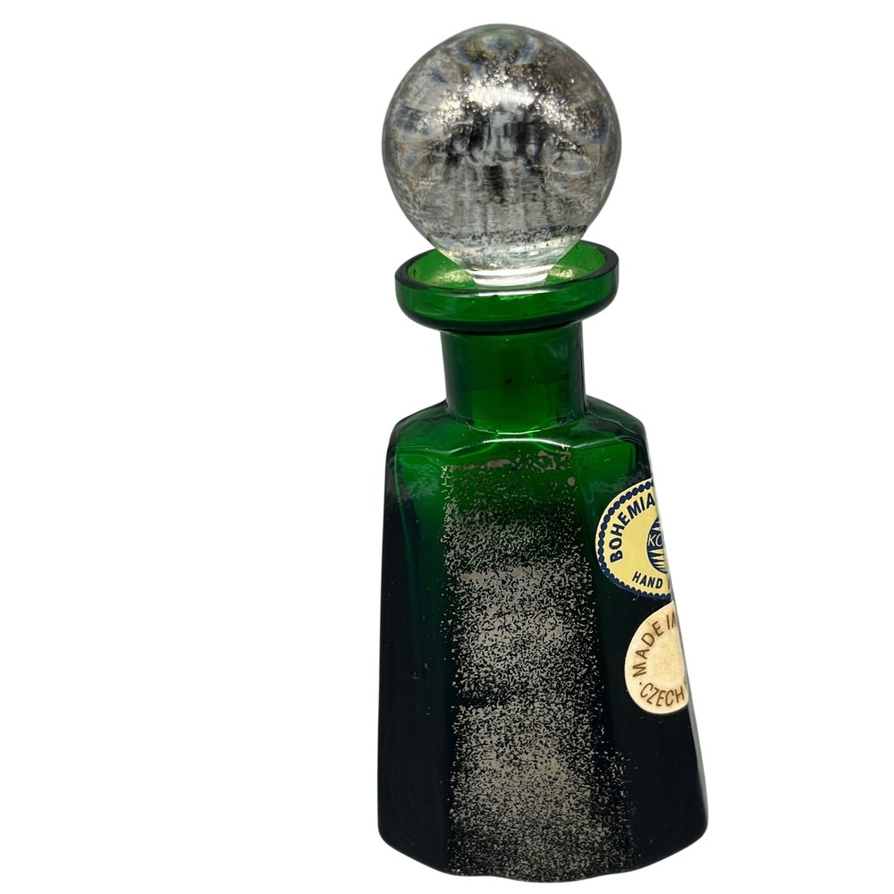 Bohemia Crystal Glass Green Perfume Bottle‎ silver Speckled Stopper Czech Rep.